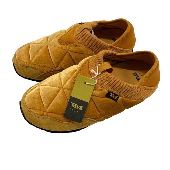 Teva Shoes - New Teva Sz 8 Ember quilted Moc Amber Yellow Velvet slip on outdoor shoes Rember